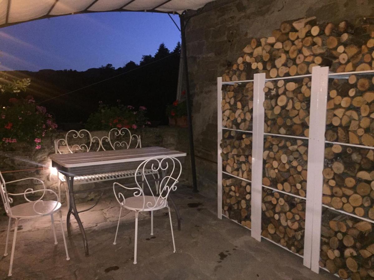 Castello Di Urbech Daire Pratovecchio Dış mekan fotoğraf